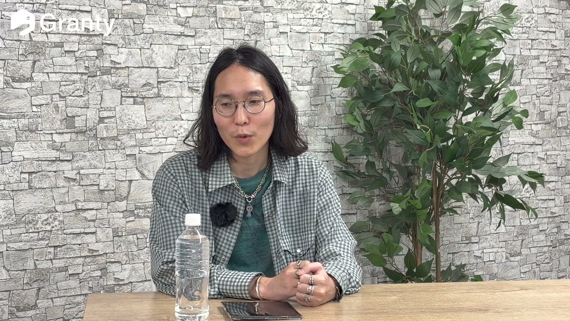 一次情報を持たない言葉は、聞き手に見抜かれる